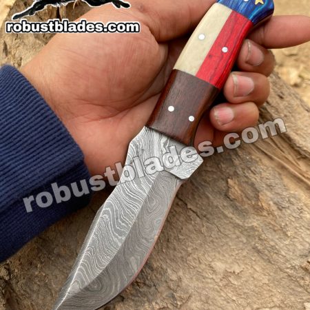 Custom Made Damascus Steel Cowboy and Skinner knife...