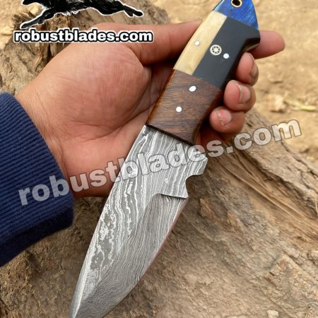 Custom Made Damascus Steel Cowboy and Skinner knife...