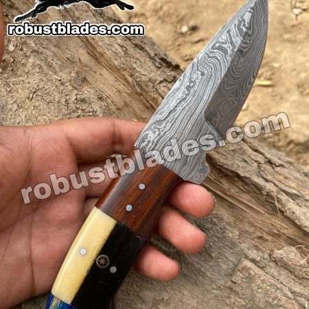 Custom Made Damascus Steel Cowboy and Skinner knife...