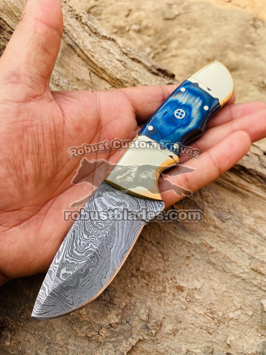 Damascus Steel Cowboy knife…