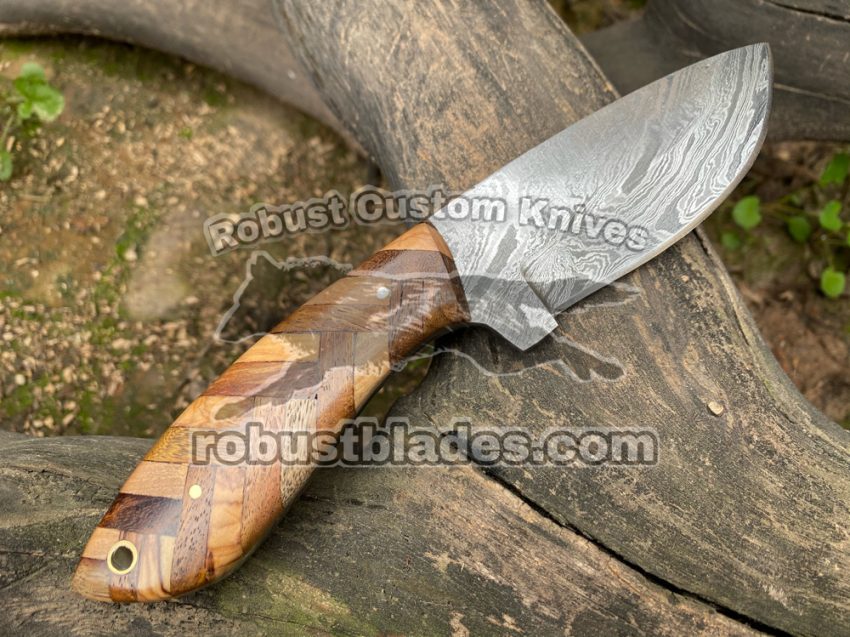 Damascus Steel Skinner knife...