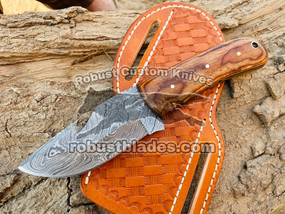 Damascus Steel Gut Hook knife - Best Quality Hunting Products