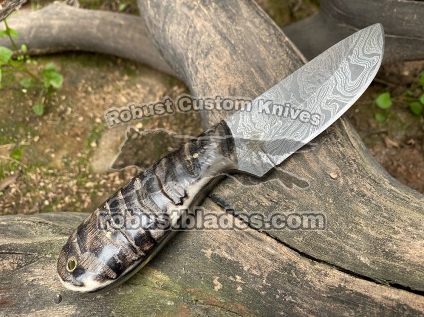 Damascus Steel Skinner knife...