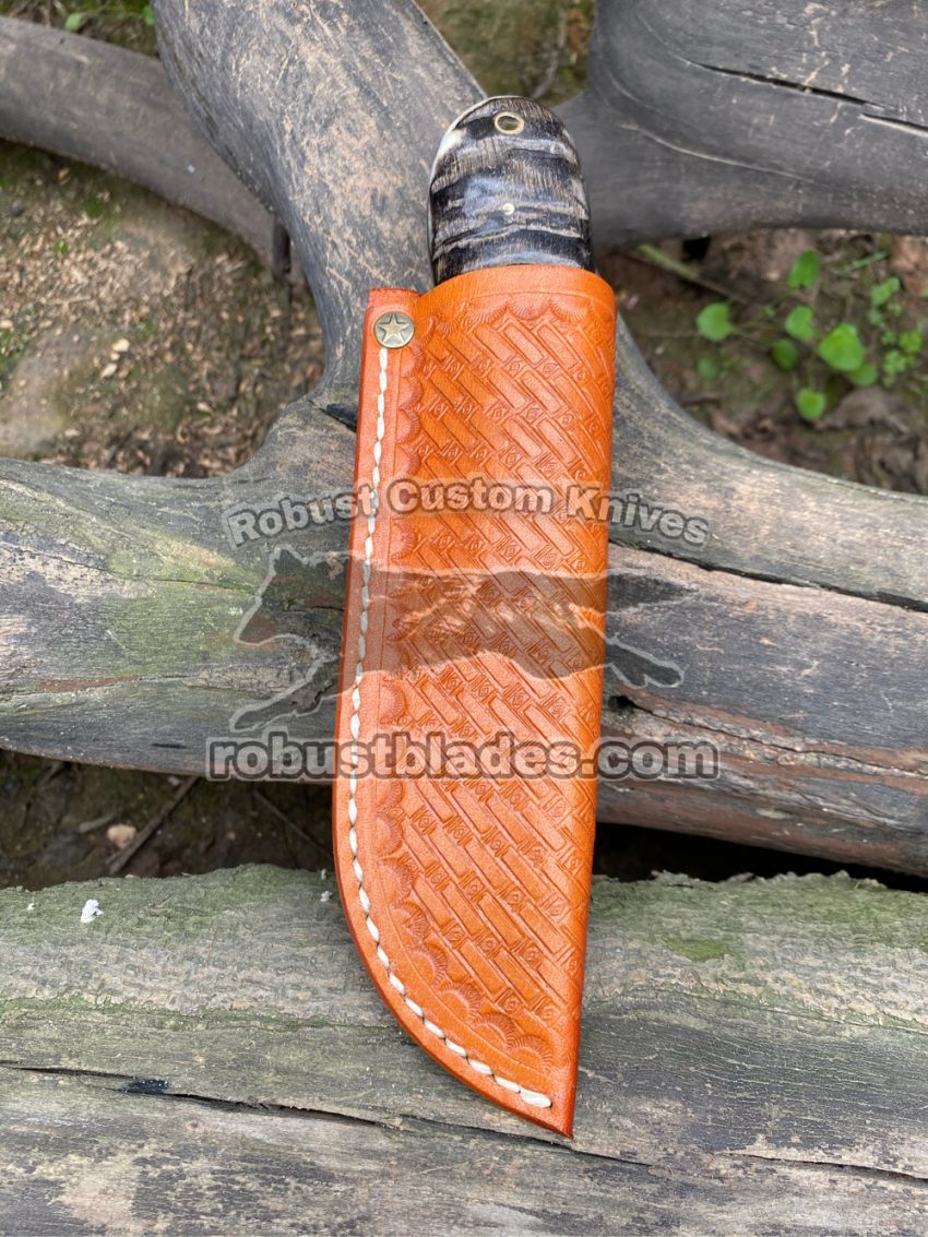 Damascus Steel Skinner knife...