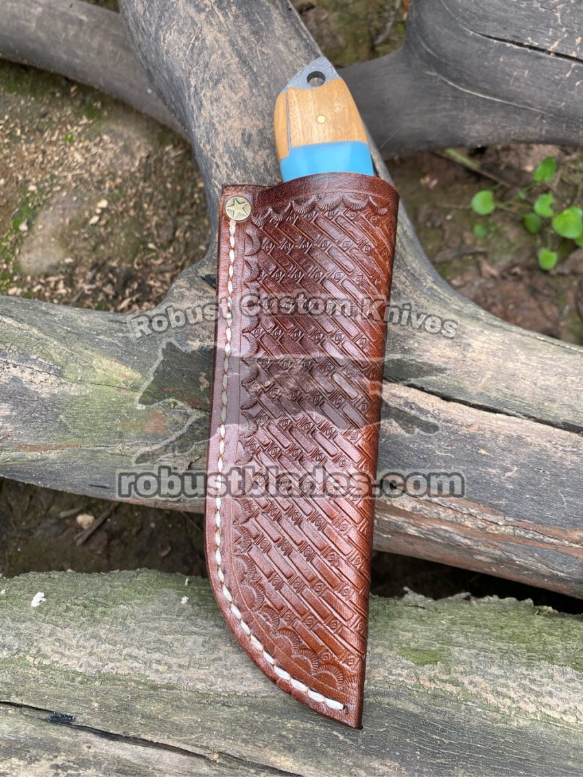 Damascus Steel Line Man knife...