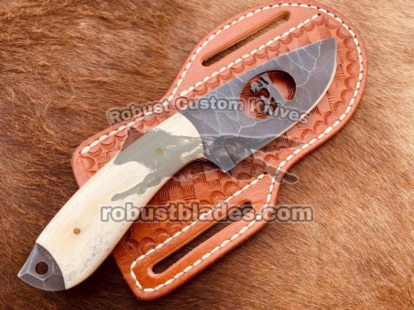 Hand Made High Carbon Steel Coonhound knife…