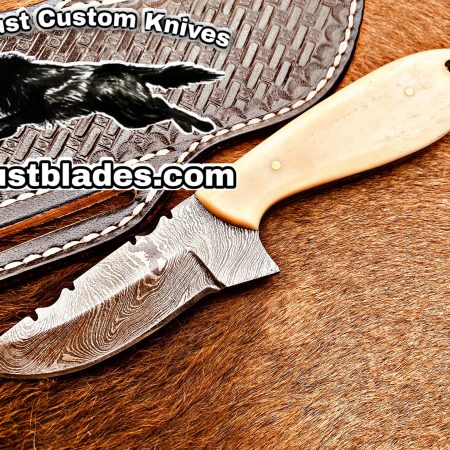 Black Smith And Skinner Knife With Damascus Steel…