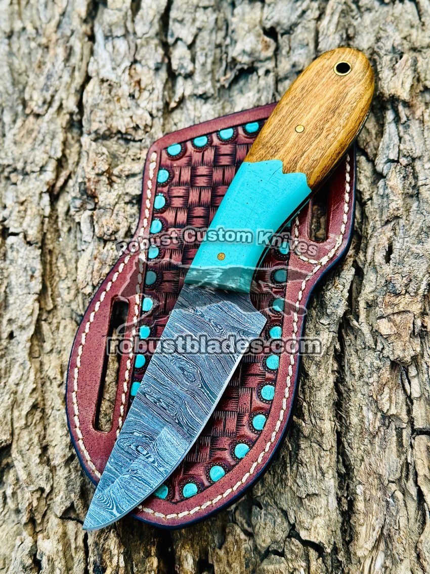 Black Smith Made Of Damascus Steel Handmade Cowboy Knife…