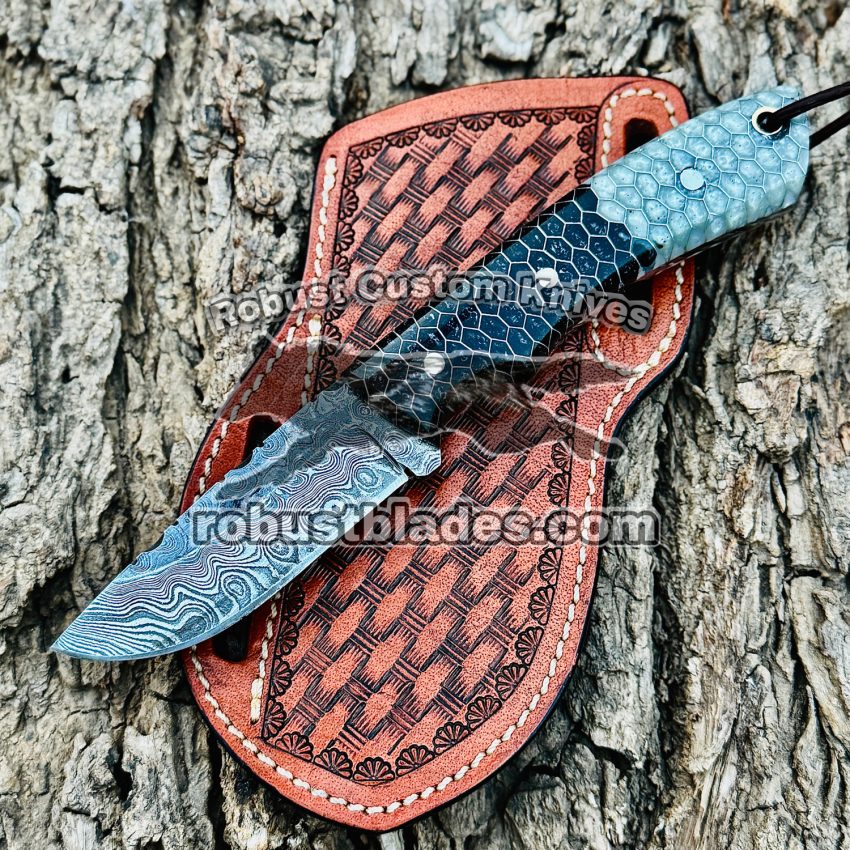 Black Smith Made Of Damascus Steel Handmade Cowboy Knife…